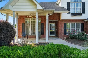 2305 Pinefield Ct, Gastonia, NC 28056 - Photo 4