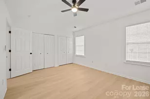 2270 Winthrop Chase Dr, Charlotte, NC 28212 - Photo 24