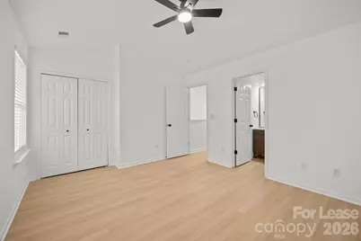 2270 Winthrop Chase Drive, Charlotte, NC 28212 - Photo 18