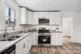 3042 N Oxford St, Claremont, NC 28610 - Photo 8