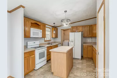 112 Lynn Estate Road, Hendersonville, NC 28792 - Photo 8