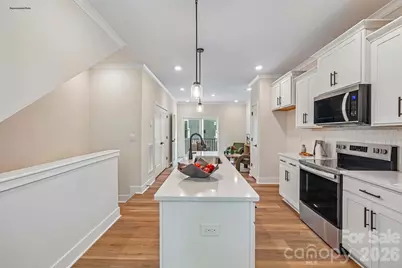 715 Silvertree Way, Charlotte, NC 28205 - Photo 10