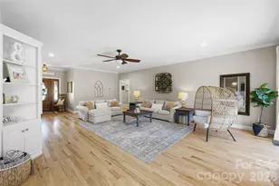 350 Royal Burgess Dr, Campobello, SC 29322 - Photo 4