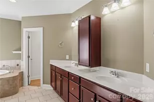 1391 Somerset Cove Dr, Winston Salem, NC 27103 - Photo 22