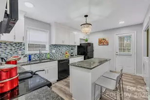 6628 Cool Water Ct, Charlotte, NC 28215 - Photo 10