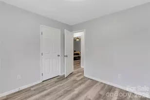 6628 Cool Water Ct, Charlotte, NC 28215 - Photo 4