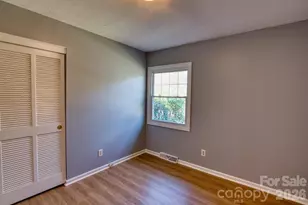 91 Haw Creek Cir, Asheville, NC 28805 - Photo 16