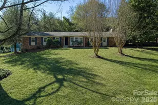 91 Haw Creek Cir, Asheville, NC 28805 - Photo 2