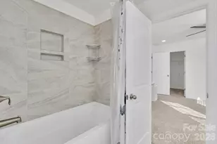 11715 Clems Branch Dr, Charlotte, NC 28277 - Photo 38