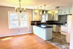 5376 Rhoney Rd, Connelly Springs, NC 28612 - Photo 4