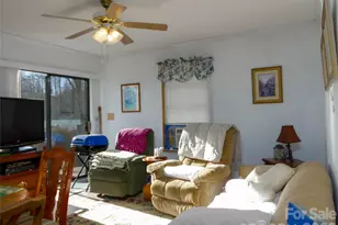 722 Union Hill Ridge Rd, Green Mountain, NC 28740 - Photo 14