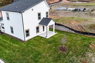 115 Chapel Xing Ln, Weaverville, NC 28787 - Photo 6