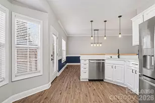 2208 Charles Towne Ct, Kannapolis, NC 28083 - Photo 8