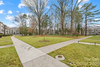 563 Nantahala Drive, Charlotte, NC 28211 - Photo 28