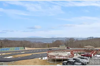 301 Pinnacle Inn Road #3304A, Beech Mountain, NC 28604 - Photo 4