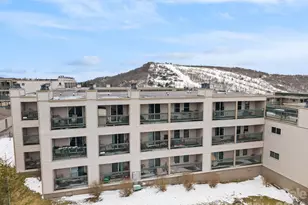 301 Pinnacle Inn Rd, Beech Mountain, NC 28604 - Photo 24