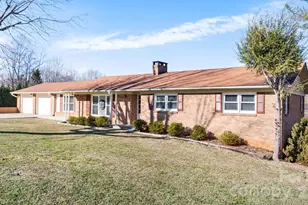 1470 Fairway Acres Rd, Lenoir, NC 28645 - Photo 1