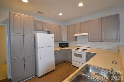 6307 Half Dome Drive, Charlotte, NC 28269 - Photo 8