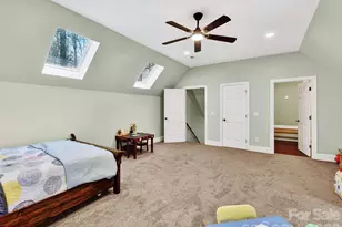 3504 Blasdell Ct, Charlotte, NC 28269 - Photo 40