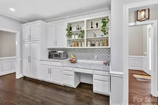 3504 Blasdell Ct, Charlotte, NC 28269 - Photo 18