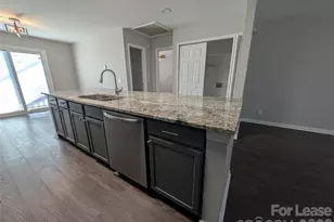 2831 Mayfair Ave, Charlotte, NC 28208 - Photo 6