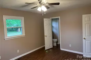 2378 Old Field Rd, Gastonia, NC 28056 - Photo 10