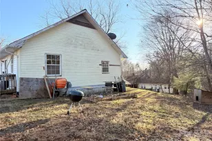 1104 K St, North Wilkesboro, NC 28659 - Photo 16