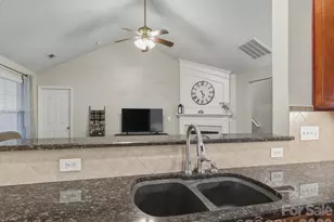 4257 Wiregrass Rd, Fort Mill, SC 29707 - Photo 14