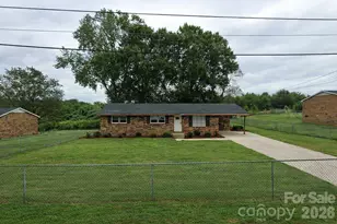 4030 Angus Dr, Gaston, NC 28056 - Photo 2