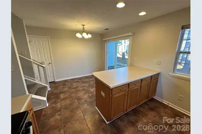 5227 Magnolia Tree Lane, Charlotte, NC 28215 - Photo 4