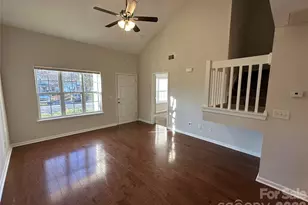 5227 Magnolia Tree Ln, Charlotte, NC 28215 - Photo 6