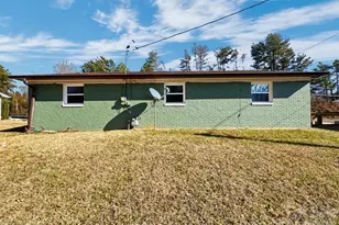 222 McDaniel St, Forest City, NC 28043 - Photo 20