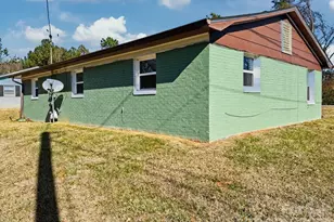 222 McDaniel St, Forest City, NC 28043 - Photo 18