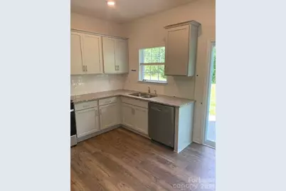 4115 Village Boulevard NW, Conover, NC 28613 - Photo 4