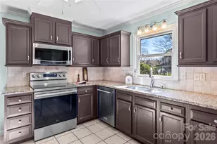 3606 Squirewood Dr, Clemmons, NC 27012 - Photo 10