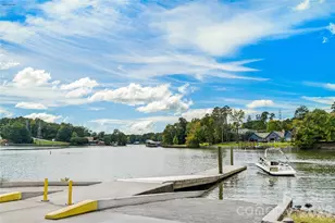 7018 Yorkshire Pl Wy, Charlotte, NC 28278 - Photo 8