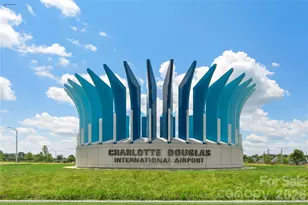 7006 Yorkshire Pl Wy, Charlotte, NC 28278 - Photo 8