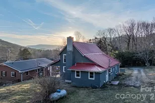 40 Painter Rd, Banner Elk, NC 28604 - Photo 2