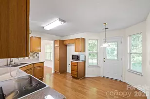 1937 Decatur Ct, Charlotte, NC 28213 - Photo 10