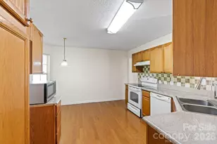 1937 Decatur Ct, Charlotte, NC 28213 - Photo 8