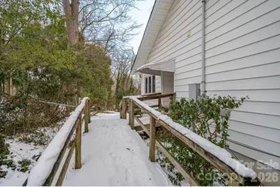 610 Washington Street, Cramerton, NC 28032 - Photo 6