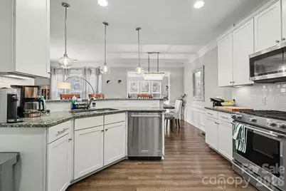 2542 Royal York Avenue, Charlotte, NC 28210 - Photo 16