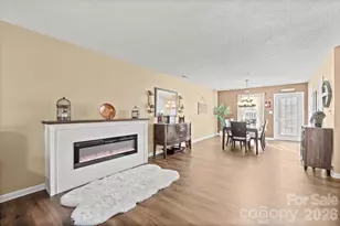 106 Locomotive Dr, Mooresville, NC 28115 - Photo 2