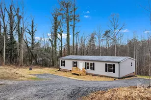 2113 Green Haven Ct, Morganton, NC 28655 - Photo 1