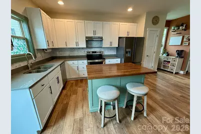 526 Cardwell Lane, Fletcher, NC 28732 - Photo 4