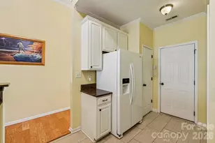 4700 Willow Glen Rd, Harrisburg, NC 28075 - Photo 10