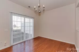 9044 Mcalwaine Preserve Ave, Charlotte, NC 28277 - Photo 8