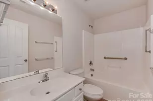 9044 Mcalwaine Preserve Ave, Charlotte, NC 28277 - Photo 24