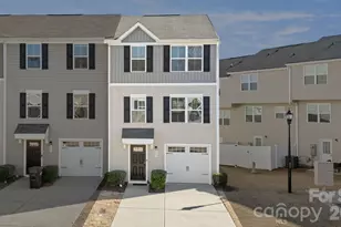 825 Renee Ave, Fort Mill, SC 29715 - Photo 2