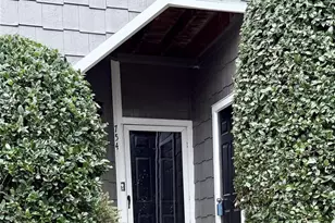 754 Southwest Dr, Davidson, NC 28036 - Photo 2